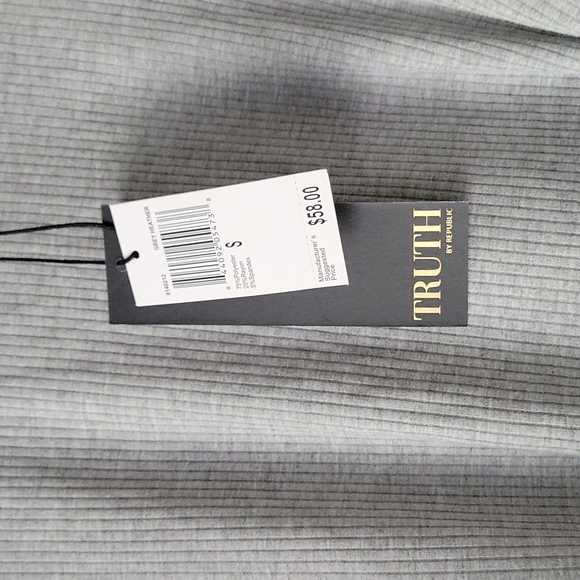 Truth by Republic Puff Sleeve Top - Picture 4 of 5